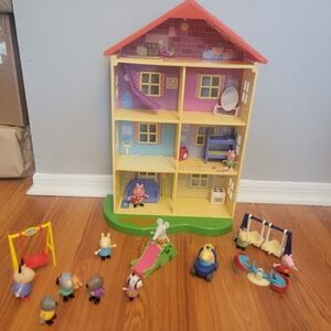 Peppa Pig House and Playground School Friends